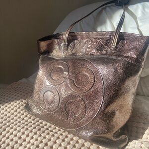 METALLIC COACH BAG| BRONZE METALLIC EMBOSSED COACH BAG| VINTAGE COACH